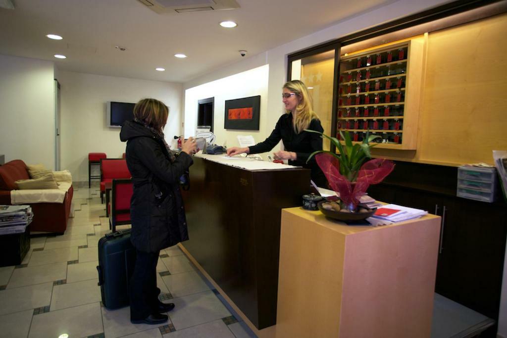 Hotel Davide ริโวลิ ภายนอก รูปภาพ